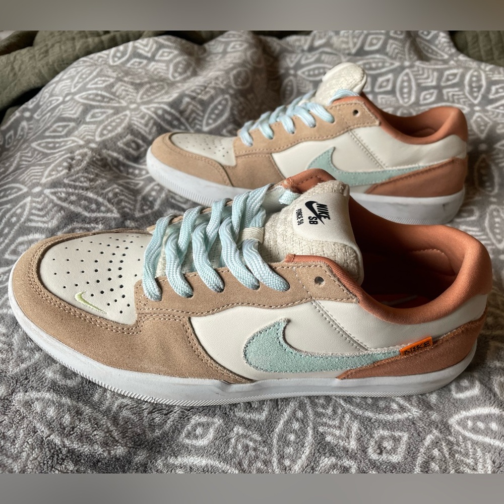 Nike Women’s Neutral Color-way SB Sneakers
